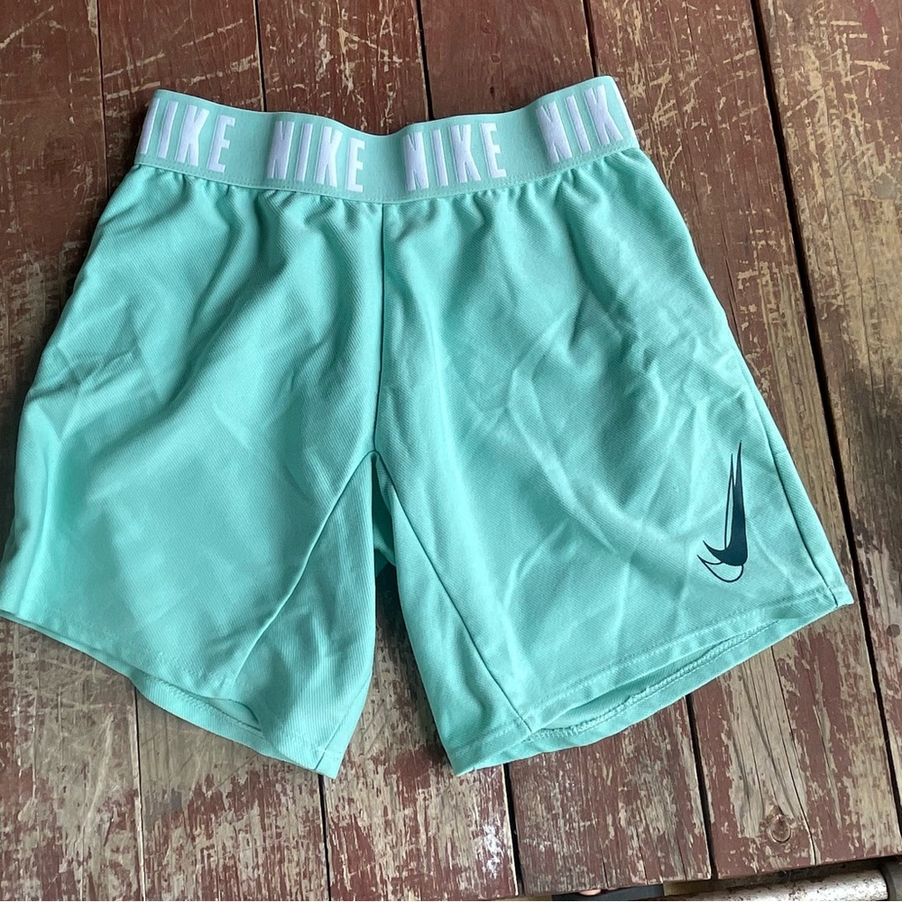 Girls Nike Dri-FIT Aqua Performance Shorts Size XS